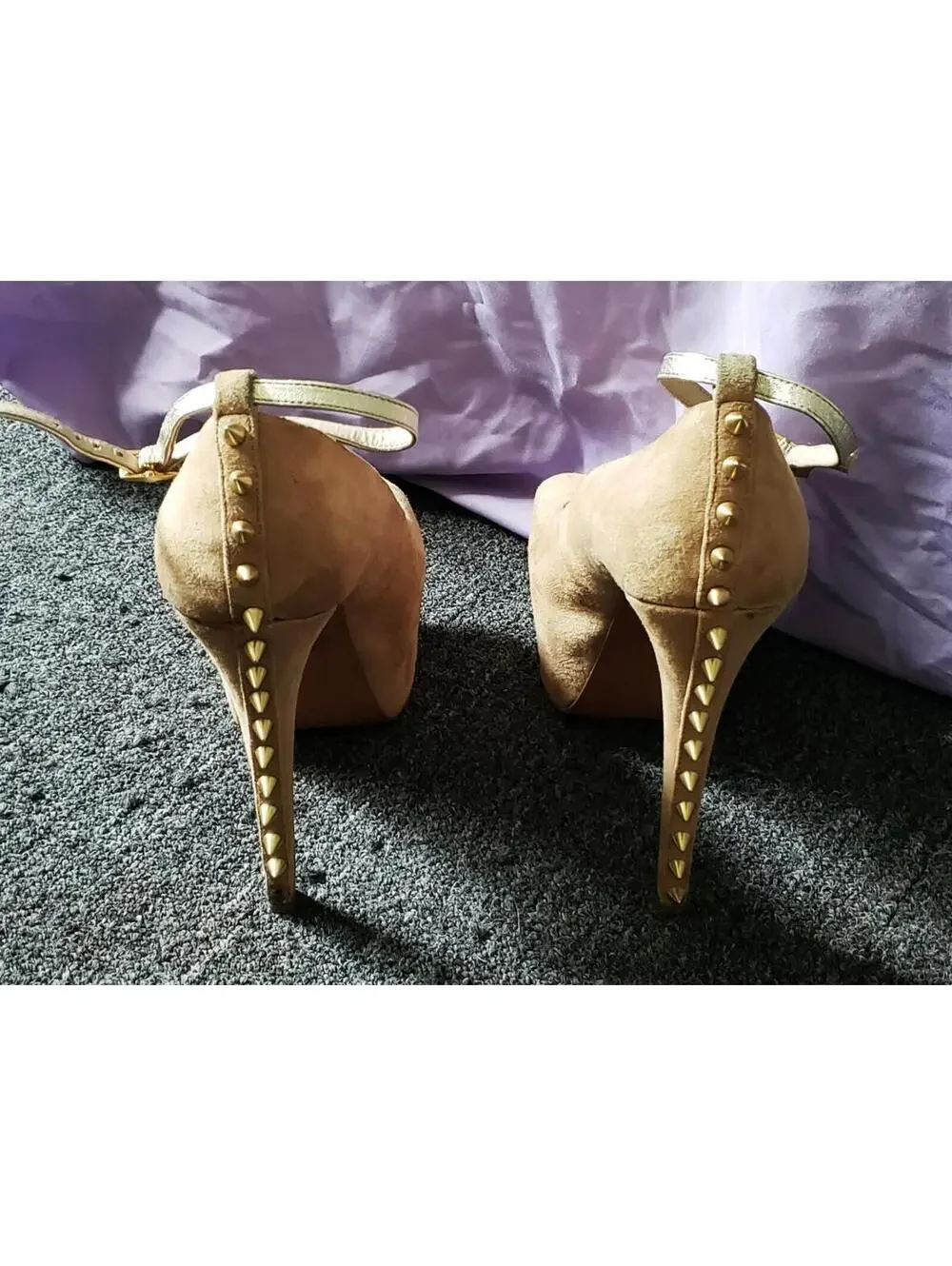 women Wild Pair 8M open toe platform stiletto spiked heels taupe ankle straps 6